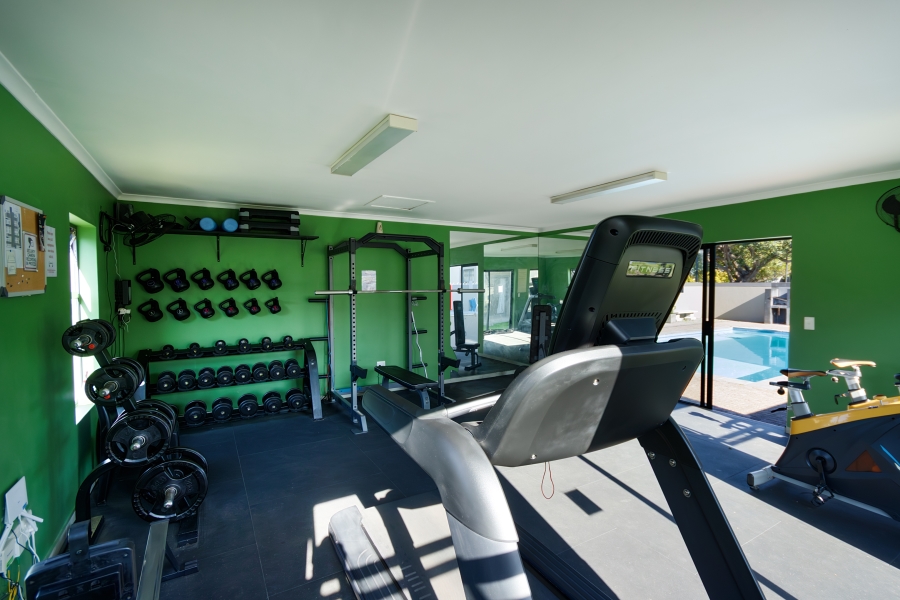 To Let 2 Bedroom Property for Rent in Heritage Park Western Cape